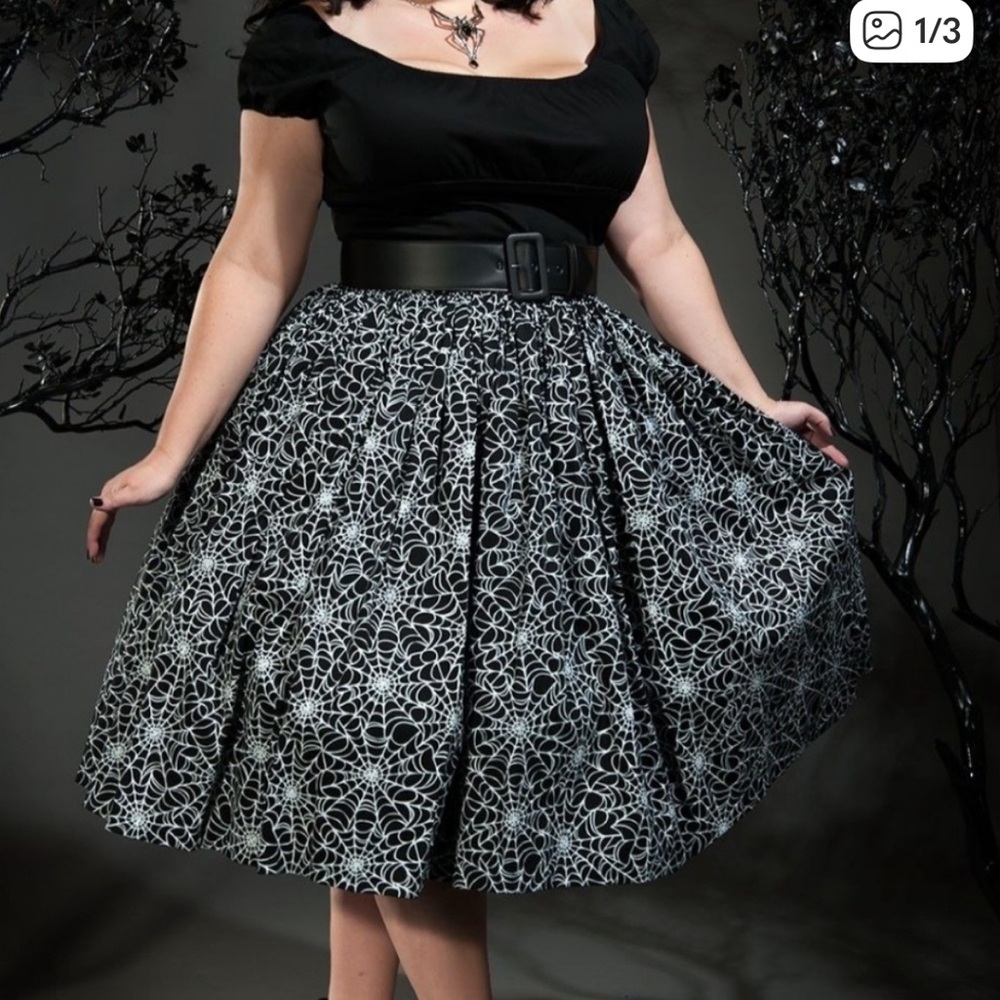 Pinup Couture Spider Web Jenny Skirt L